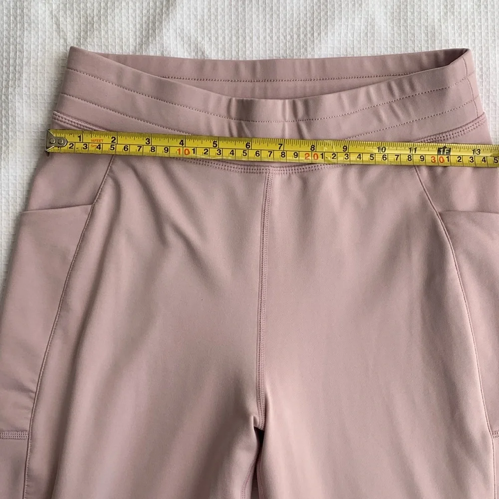 Fabletics joggers with size pockets lilac color size xs